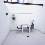 Yard Patraix By Concept Flats بيت ضيافة فالنسيا