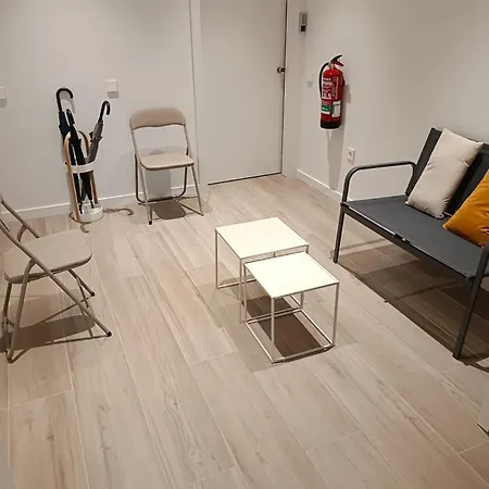 Yard Patraix By Concept Flats Vendégház